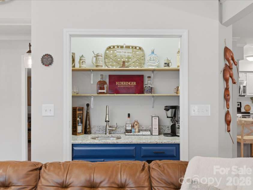 4720 Grey Moss Drive, Lake Wylie, SC 29710.  MLS# CAR4391554, YatesRealty ID 29981. 