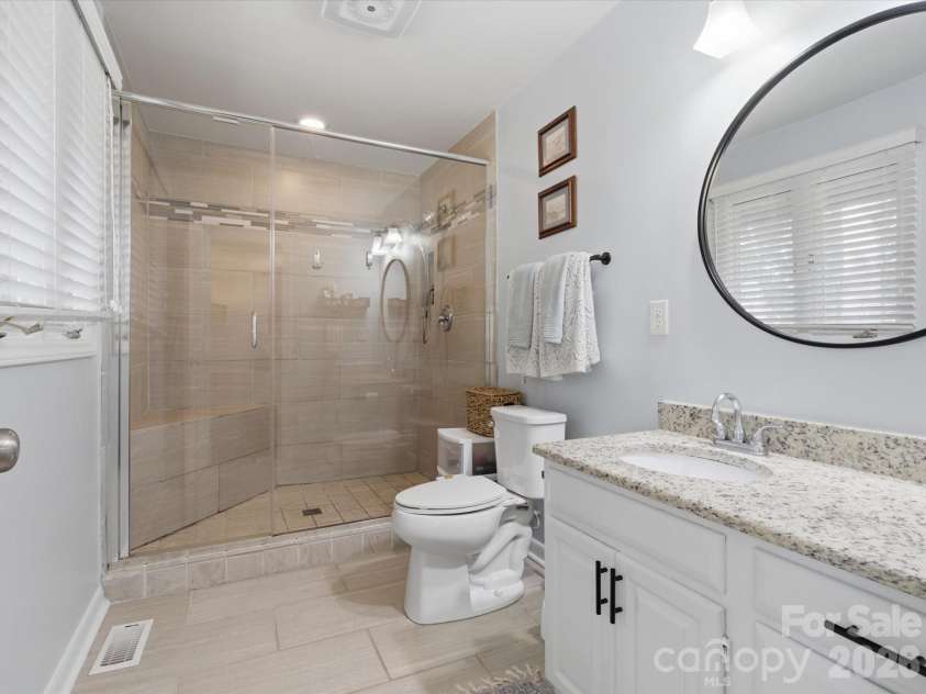 4720 Grey Moss Drive, Lake Wylie, SC 29710.  MLS# CAR4391554, YatesRealty ID 29981. 