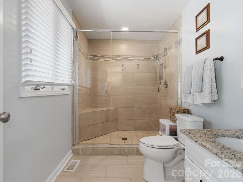 4720 Grey Moss Drive, Lake Wylie, SC 29710.  MLS# CAR4391554, YatesRealty ID 29981. 