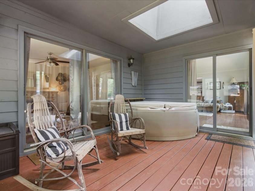 4720 Grey Moss Drive, Lake Wylie, SC 29710.  MLS# CAR4391554, YatesRealty ID 29981. 