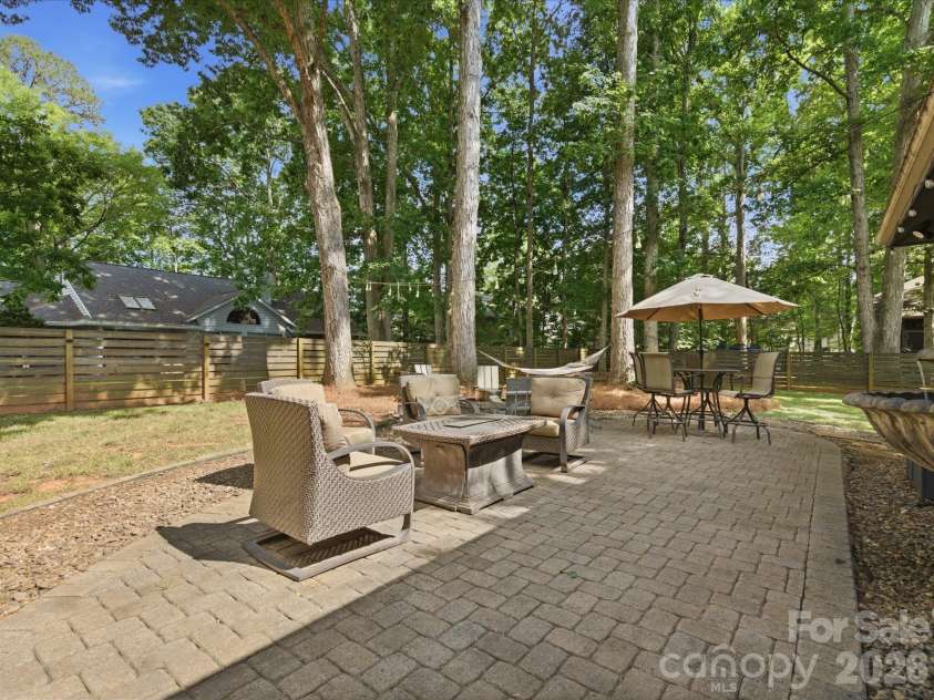 4720 Grey Moss Drive, Lake Wylie, SC 29710.  MLS# CAR4391554, YatesRealty ID 29981. 