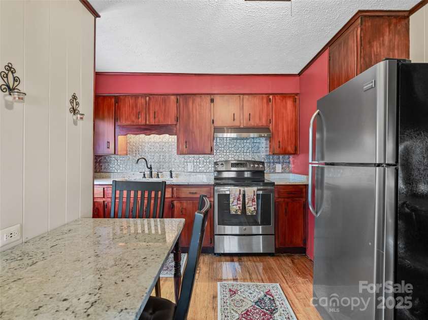 10 Old Pisgah Highway, Candler, NC 28715.  MLS# CAR4278929, YatesRealty ID 29982. 