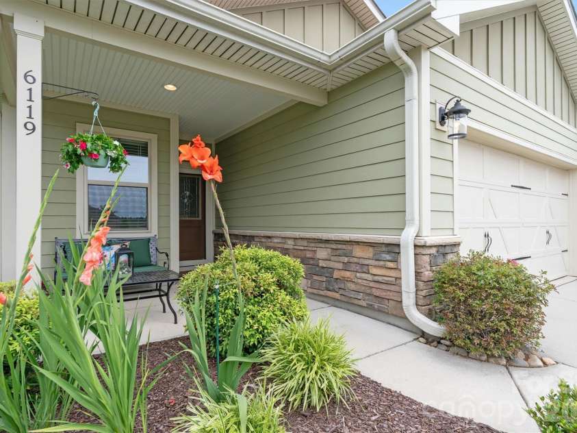 6119 Raven Rock Drive, Denver, NC 28037.  MLS# CAR4390719, YatesRealty ID 29982. 