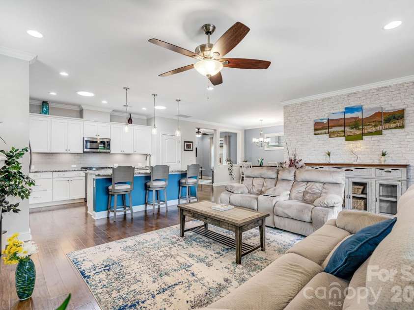 6119 Raven Rock Drive, Denver, NC 28037.  MLS# CAR4390719, YatesRealty ID 29982. 