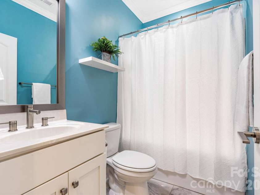 6119 Raven Rock Drive, Denver, NC 28037.  MLS# CAR4390719, YatesRealty ID 29982. 
