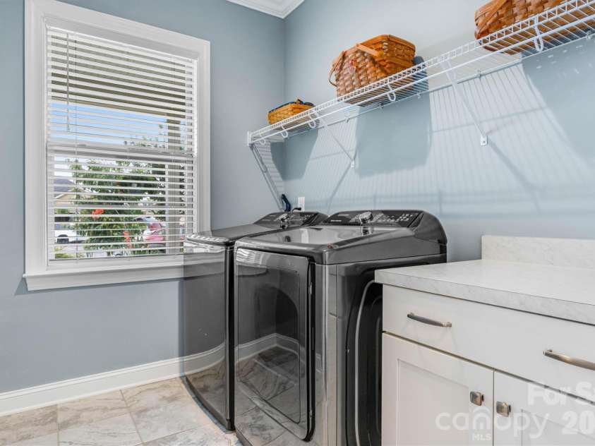6119 Raven Rock Drive, Denver, NC 28037.  MLS# CAR4390719, YatesRealty ID 29982. 