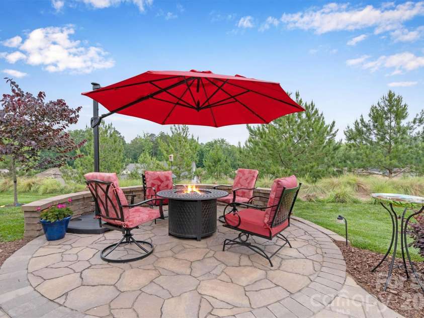 6119 Raven Rock Drive, Denver, NC 28037.  MLS# CAR4390719, YatesRealty ID 29982. 