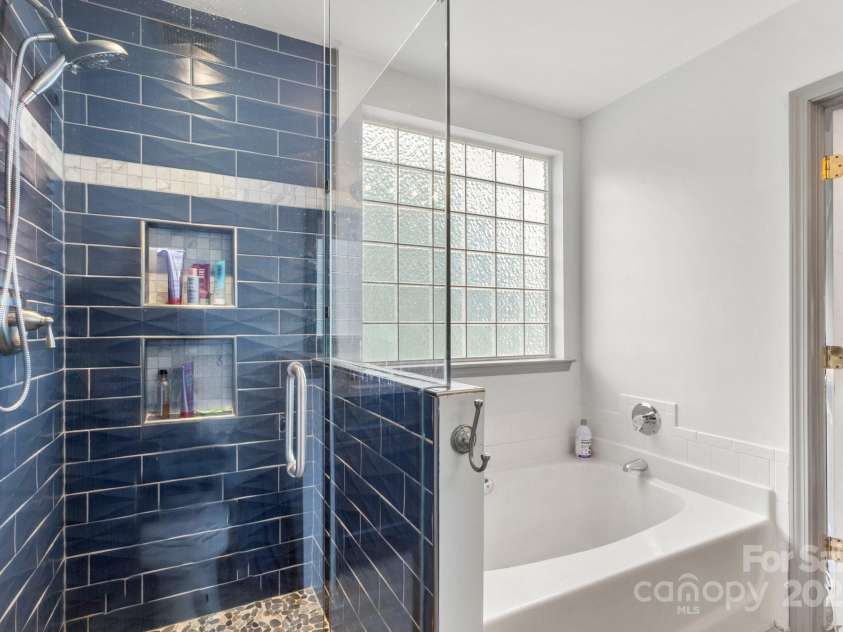 100 Brookstone Drive, Mount Holly, NC 28120.  MLS# CAR4256317, YatesRealty ID 29985. En-Suite Bathroom