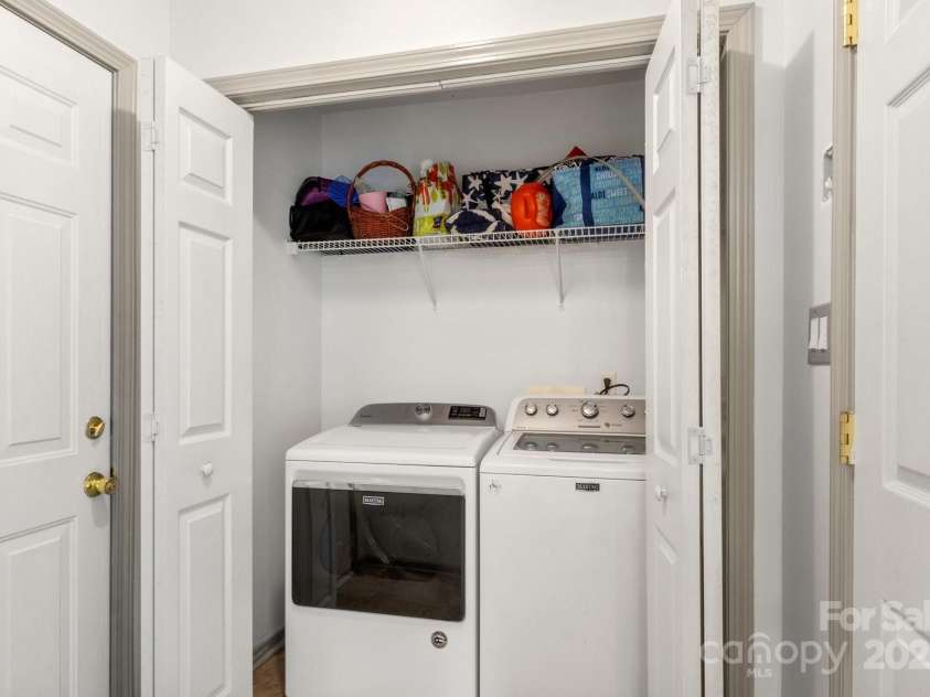 100 Brookstone Drive, Mount Holly, NC 28120.  MLS# CAR4256317, YatesRealty ID 29985. Main House Laundry