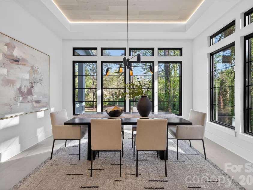 1209 Meadowood Lane, Charlotte, NC 28211.  MLS# CAR4310697, YatesRealty ID 29985. 