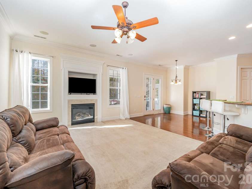 4132 Belle Meade Circle, Belmont, NC 28012.  MLS# CAR4316007, YatesRealty ID 29986. 