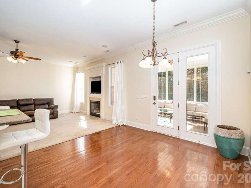 4132 Belle Meade Circle, Belmont, NC 28012.  MLS# CAR4316007, YatesRealty ID 29986. 