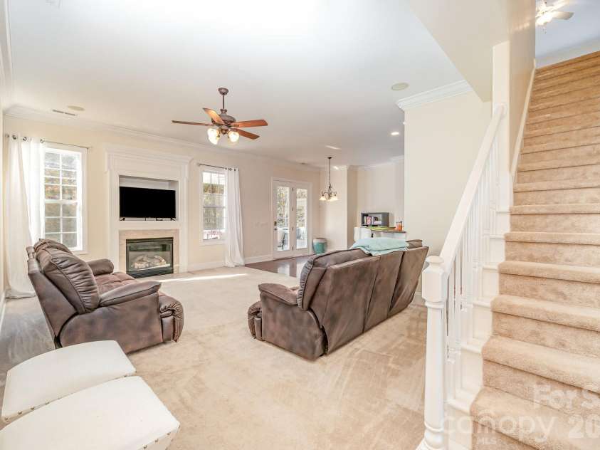 4132 Belle Meade Circle, Belmont, NC 28012.  MLS# CAR4316007, YatesRealty ID 29986. 