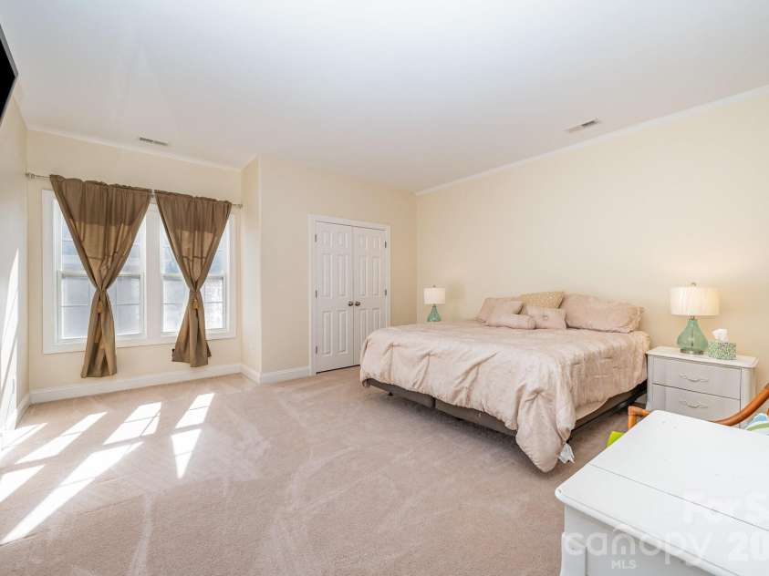 4132 Belle Meade Circle, Belmont, NC 28012.  MLS# CAR4316007, YatesRealty ID 29986. 