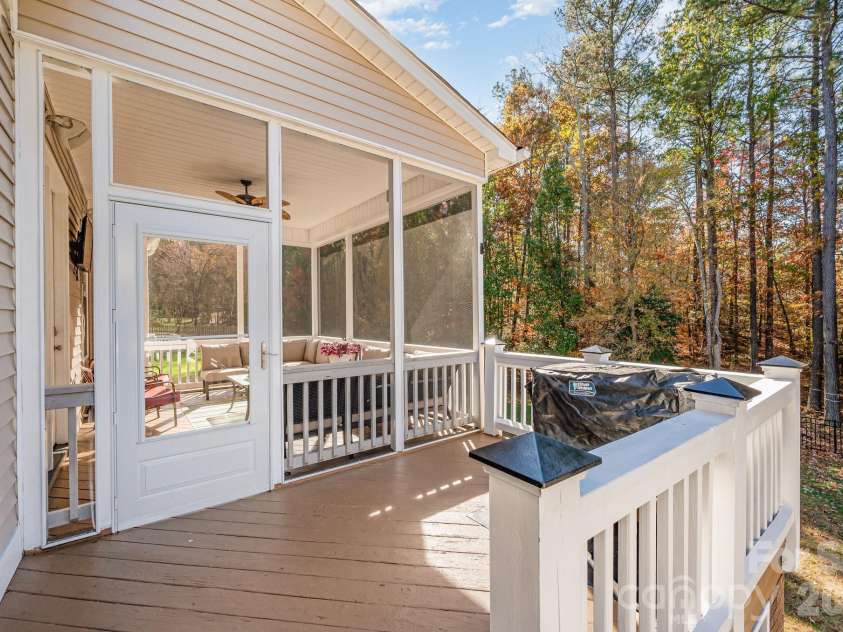 4132 Belle Meade Circle, Belmont, NC 28012.  MLS# CAR4316007, YatesRealty ID 29986. 