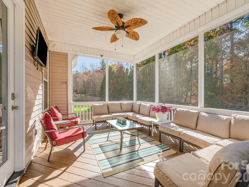 4132 Belle Meade Circle, Belmont, NC 28012.  MLS# CAR4316007, YatesRealty ID 29986. 