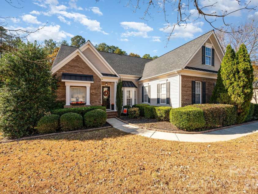 4132 Belle Meade Circle, Belmont, NC 28012.  MLS# CAR4316007, YatesRealty ID 29986. 