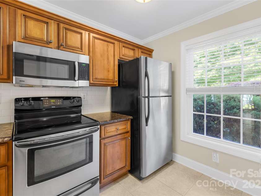 49009 Dockside Lane, Albemarle, NC 28001.  MLS# CAR4267045, YatesRealty ID 29986. 