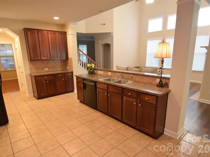 6631 Old Magnolia Lane, Mint Hill, NC 28227.  MLS# CAR4414189, YatesRealty ID 29988. 