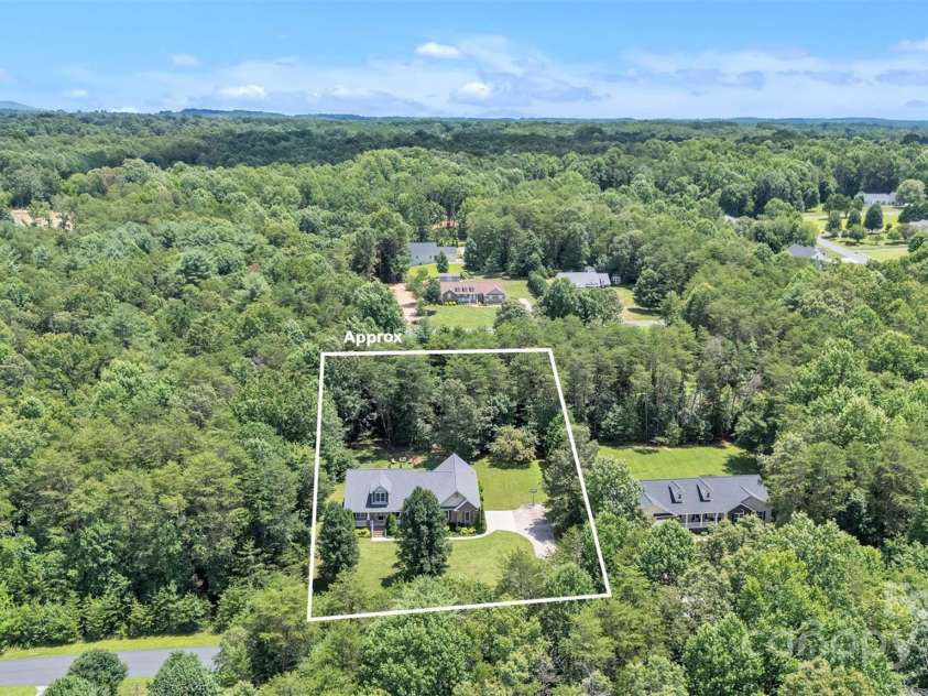 288 Grapevine Circle, Taylorsville, NC 28681.  MLS# CAR4276575, YatesRealty ID 29989. 