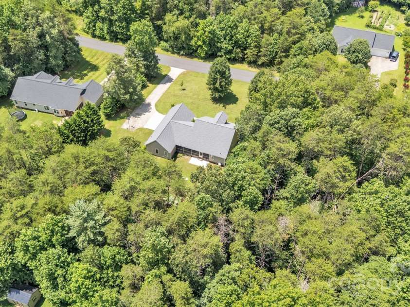 288 Grapevine Circle, Taylorsville, NC 28681.  MLS# CAR4276575, YatesRealty ID 29989. 