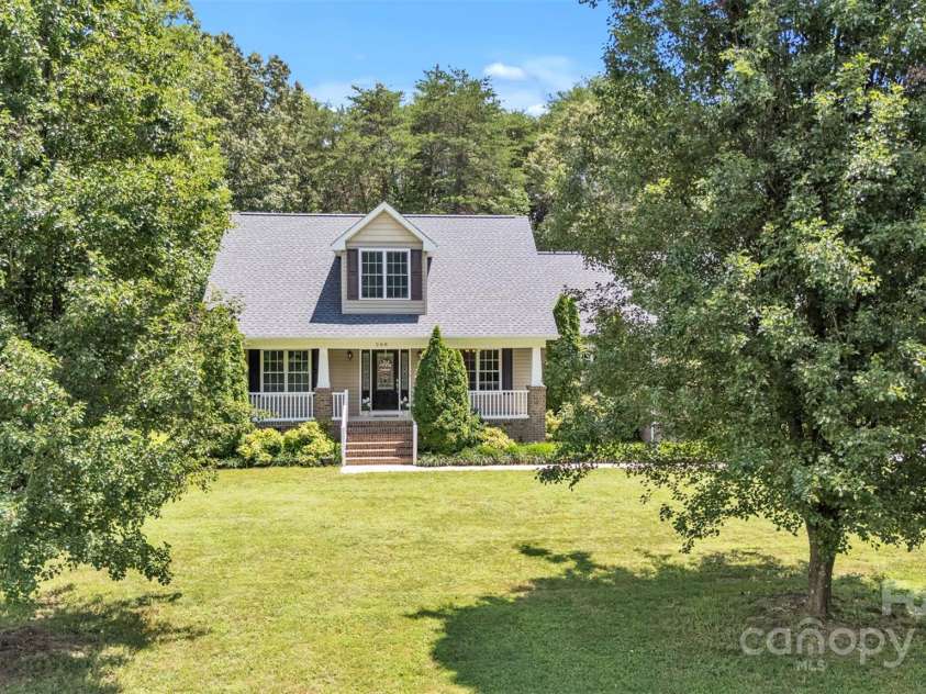 288 Grapevine Circle, Taylorsville, NC 28681.  MLS# CAR4276575, YatesRealty ID 29989. 