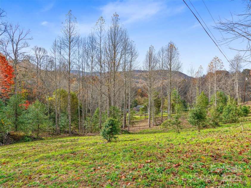 384 Flat Creek Road, Fairview, NC 28730.  MLS# CAR4240696, YatesRealty ID 2999. 