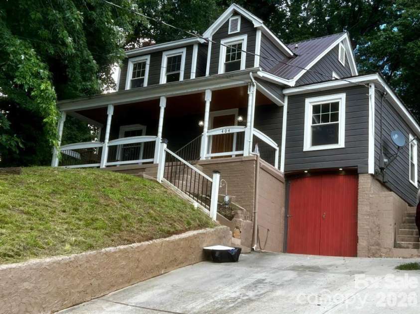 404 Huffman Street, Morganton, NC 28655.  MLS# CAR4353788, YatesRealty ID 2999. 