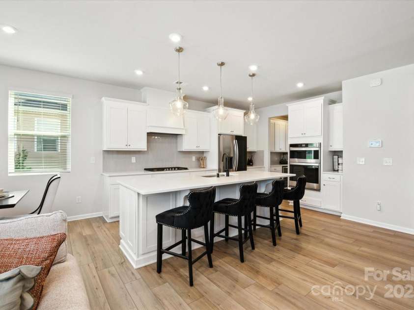 3304 Cheyney Park Drive, Charlotte, NC 28269.  MLS# CAR4279743, YatesRealty ID 29990. 