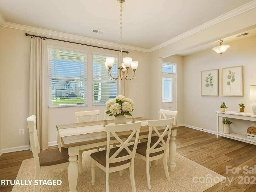 3304 Cheyney Park Drive, Charlotte, NC 28269.  MLS# CAR4279743, YatesRealty ID 29990. Dining Room