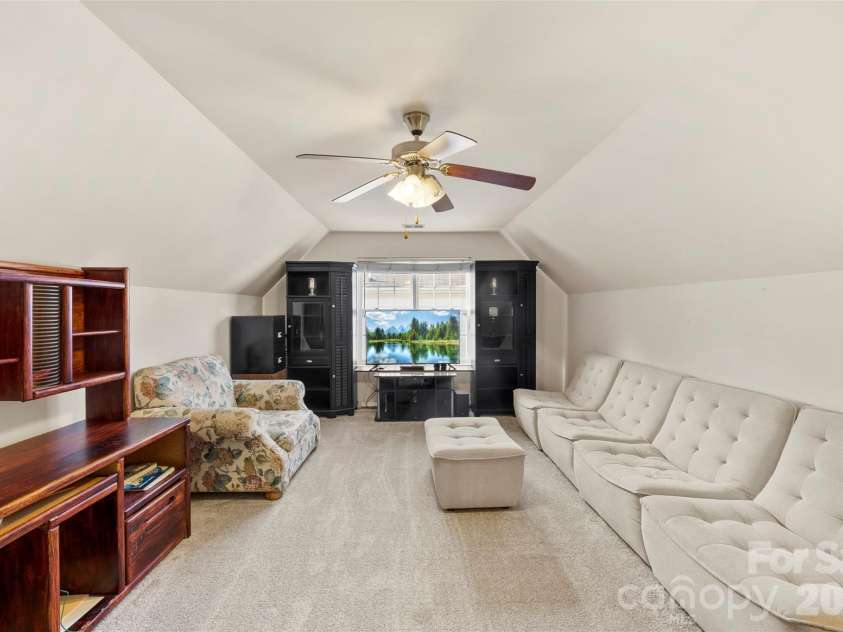 624 Cliffs Inn Circle, Charlotte, NC 28214.  MLS# CAR4361667, YatesRealty ID 29990. Bonus room/bedroom