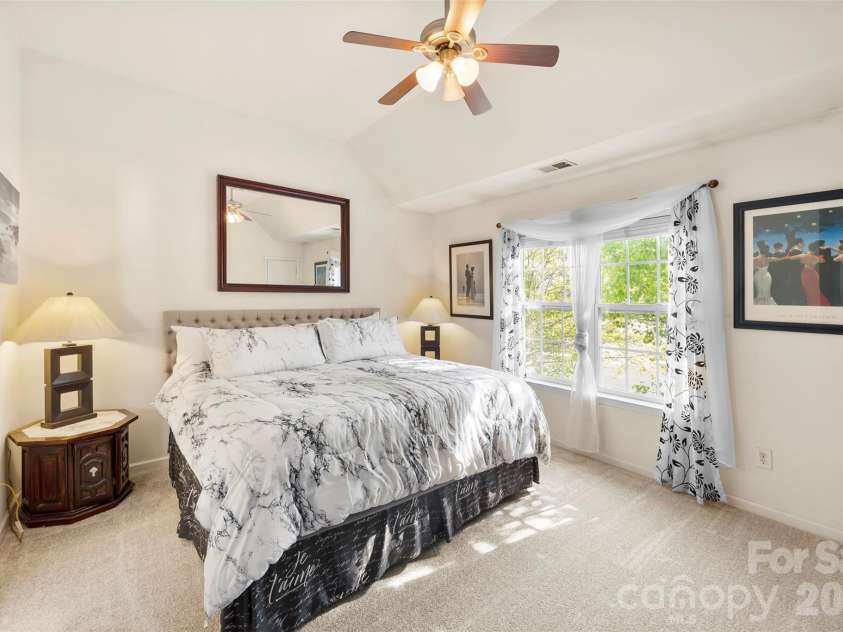624 Cliffs Inn Circle, Charlotte, NC 28214.  MLS# CAR4361667, YatesRealty ID 29990. Primary bedroom