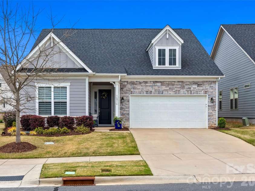16016 Tulloch Road, Charlotte, NC 28278.  MLS# CAR4363185, YatesRealty ID 29991. 
