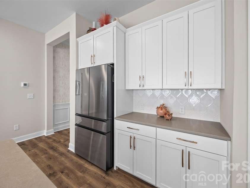 16016 Tulloch Road, Charlotte, NC 28278.  MLS# CAR4363185, YatesRealty ID 29991. 