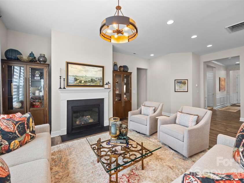 16016 Tulloch Road, Charlotte, NC 28278.  MLS# CAR4363185, YatesRealty ID 29991. 