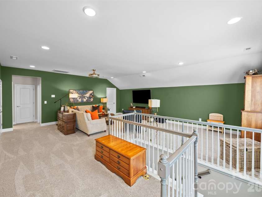 16016 Tulloch Road, Charlotte, NC 28278.  MLS# CAR4363185, YatesRealty ID 29991. 