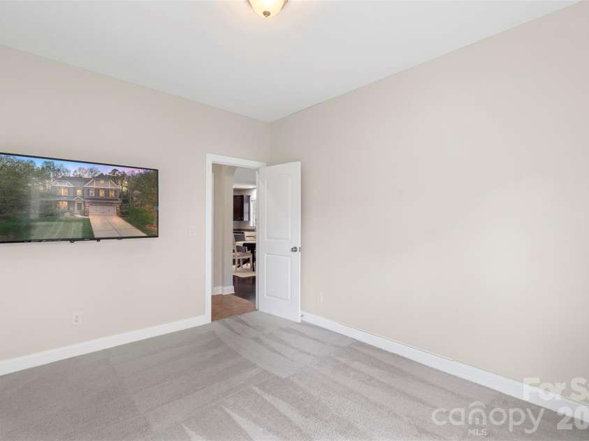 975 Rock Forest Way, Fort Mill, SC 29707.  MLS# CAR4363438, YatesRealty ID 29992. 