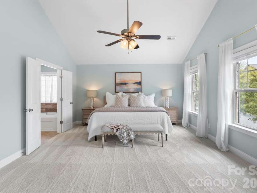 975 Rock Forest Way, Fort Mill, SC 29707.  MLS# CAR4363438, YatesRealty ID 29992. 