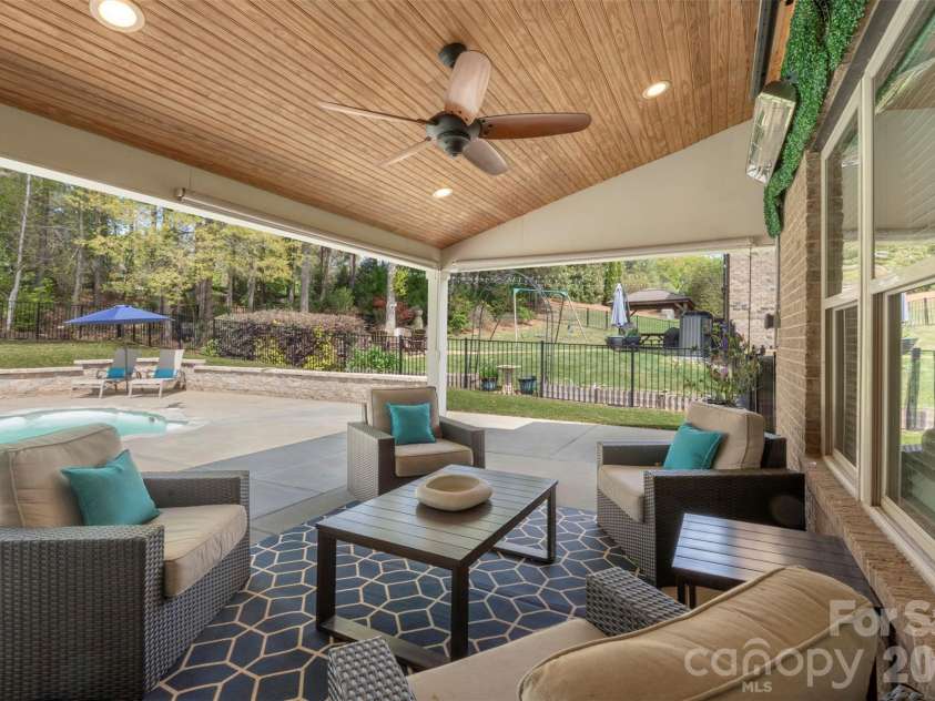 975 Rock Forest Way, Fort Mill, SC 29707.  MLS# CAR4363438, YatesRealty ID 29992. 