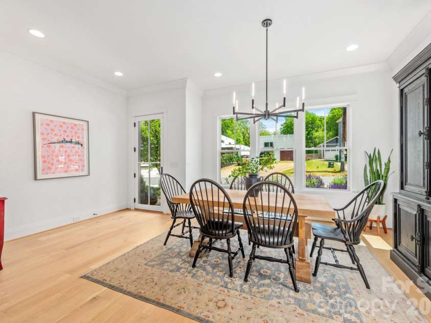 313 Solomon Street, Charlotte, NC 28216.  MLS# CAR4370384, YatesRealty ID 29993. 