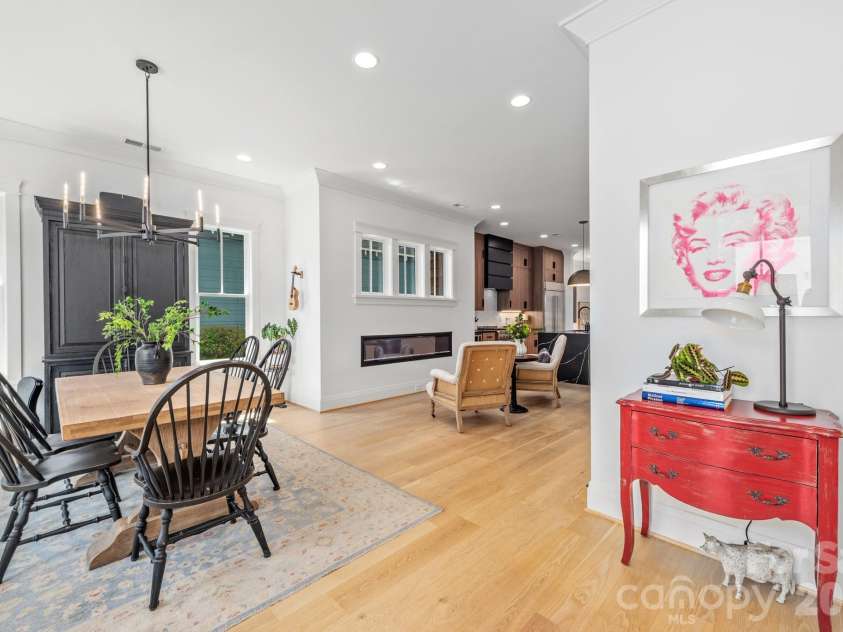 313 Solomon Street, Charlotte, NC 28216.  MLS# CAR4370384, YatesRealty ID 29993. 