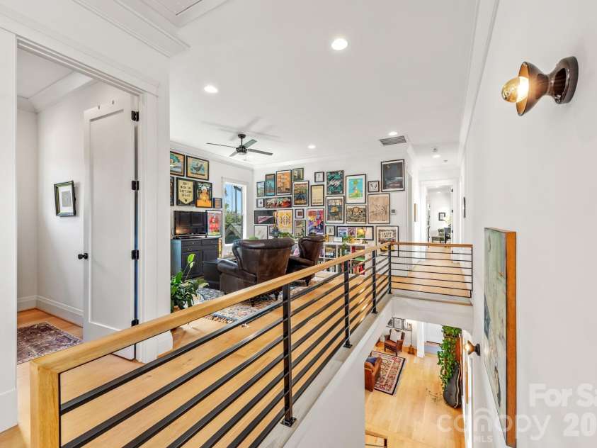 313 Solomon Street, Charlotte, NC 28216.  MLS# CAR4370384, YatesRealty ID 29993. 