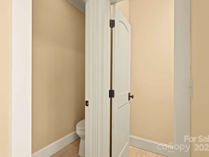 148 Shuck Pen Ridge Road, Vilas, NC 28692.  MLS# CAR4278643, YatesRealty ID 29994. 