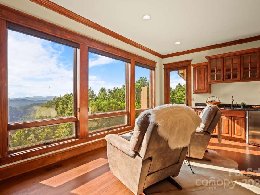 148 Shuck Pen Ridge Road, Vilas, NC 28692.  MLS# CAR4278643, YatesRealty ID 29994. 