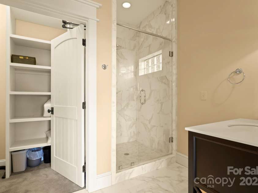 148 Shuck Pen Ridge Road, Vilas, NC 28692.  MLS# CAR4278643, YatesRealty ID 29994. 