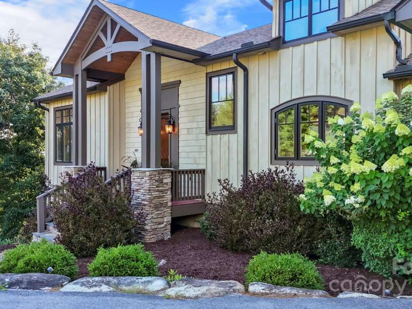 148 Shuck Pen Ridge Road, Vilas, NC 28692.  MLS# CAR4278643, YatesRealty ID 29994. 