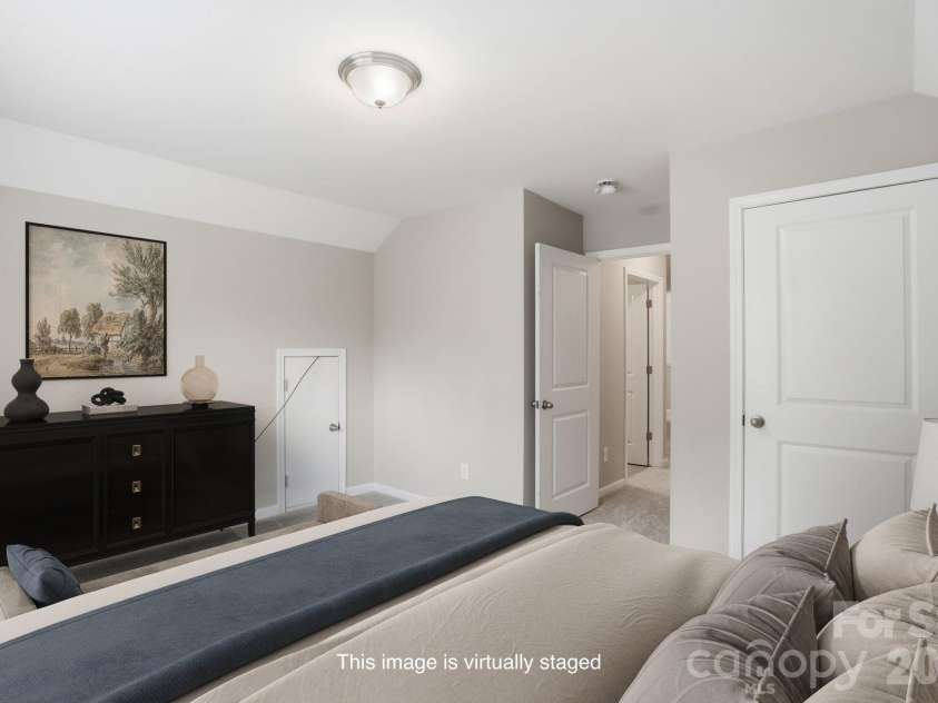 5032 Lydney Circle, Waxhaw, NC 28173.  MLS# CAR4371044, YatesRealty ID 29994. Virtually staged BR4