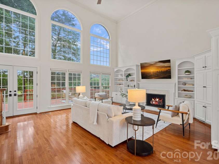 16110 Covington Point Lane, Huntersville, NC 28078.  MLS# CAR4376661, YatesRealty ID 29995. 