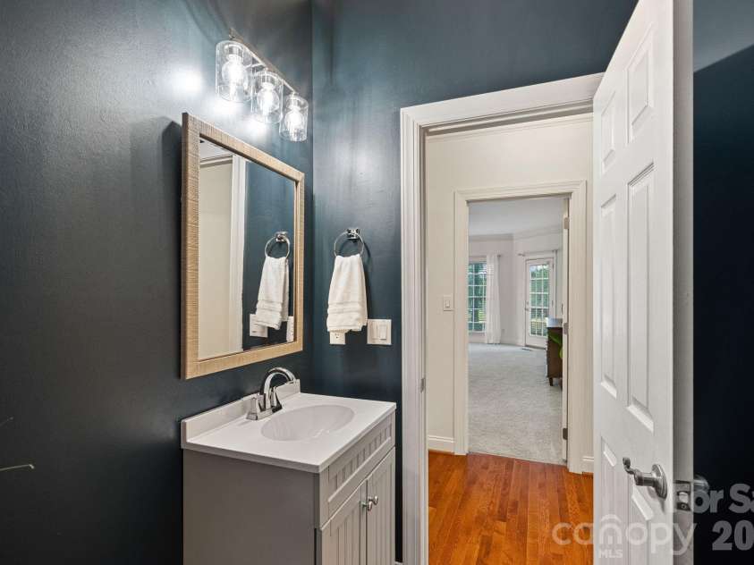 16110 Covington Point Lane, Huntersville, NC 28078.  MLS# CAR4376661, YatesRealty ID 29995. 