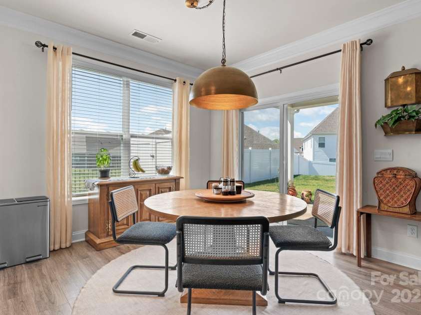 67 Thornberry Road, Hendersonville, NC 28792.  MLS# CAR4252983, YatesRealty ID 29995. 